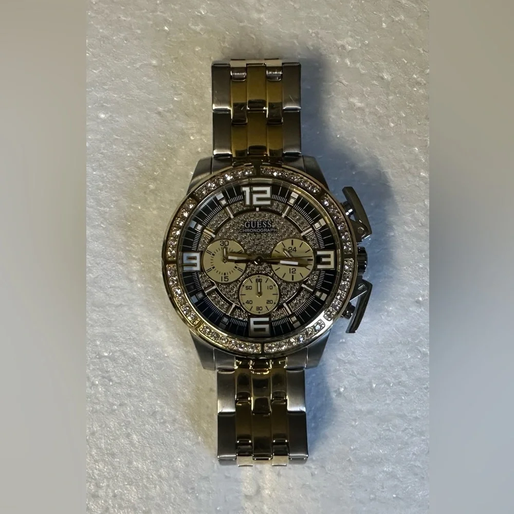 Guess Apollo Watch -‎ Men's Watches in Silver Gold - Buckle STYLE GW0063G1 NWOT